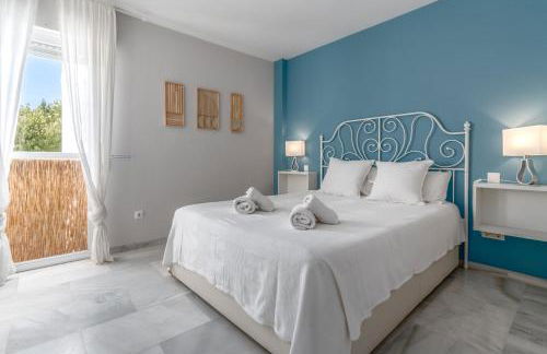 The Marbella Beach House - 4min Walk to the Sea - Photo 12