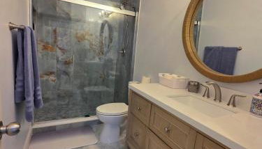 Lovely Lakeside Living - Foto 3