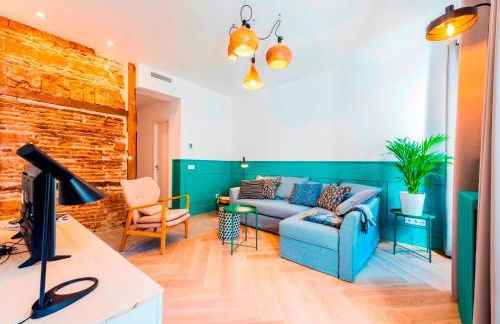 Be Mate Gran Vía Suites - Photo 28