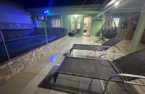 Aluguel casa com piscina no centro em Torres/RS - Photo 6