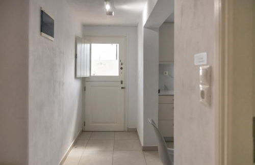 Lydia's West Apartment - Photo 12