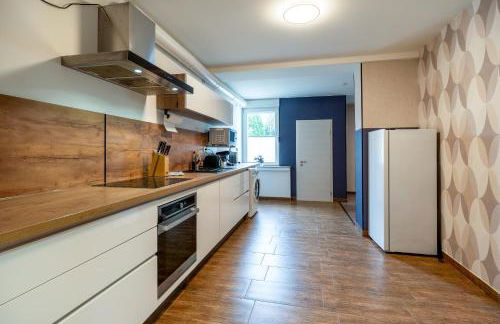 Stylische große 5-Zimmerwohnung-WLAN-Free Parking- - Foto 12