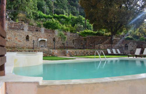 Ellinospito - Photo 17