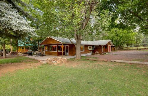 Cozy Cabin on 1 Acre in Premier Pine Neighborhood - Foto 3