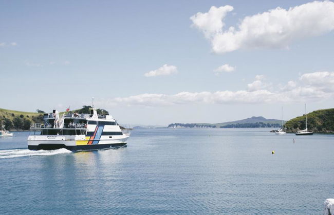 Ferri de ida y vuelta a la isla Waiheke - Foto 1
