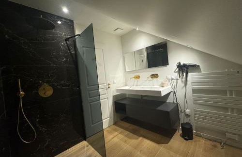 Villa Belle Fleur - Queyras - Appartements confortables avec vue montagne Alpes Française - - Photo 6