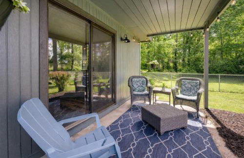 Lakefront Retreat with Views and Decks and Fire Pit - Foto 42
