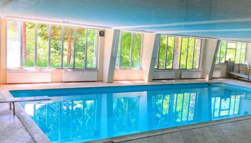 Appartamento 6 ospiti con piscina, 3 camere, box, 2 min piste - Snow Pool Chalet - Foto 4