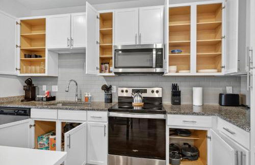 2 BR Apt |King Bed |Pool |Gym| Clse 2 Beach/Mayo - Foto 4