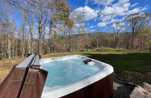 Modern Catskills Reprieve with Hot Tub and Mtn Views! - Photo 32