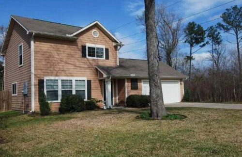 Enjoy Vacation in a Quiet Area with Huge Backyard - Foto 5