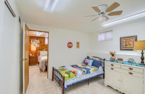 Group Getaway w/ Mtn Views: Home in Circleville! - Foto 25