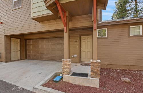 Moonlight Ridge Spacious Townhome 3 miles from Downtown AC Garage Near Snowbowl - Foto 26