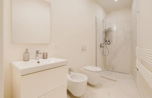 Master Suite with Boiserie Ultra Wi-Fi-AC-Near Sea - Foto 4