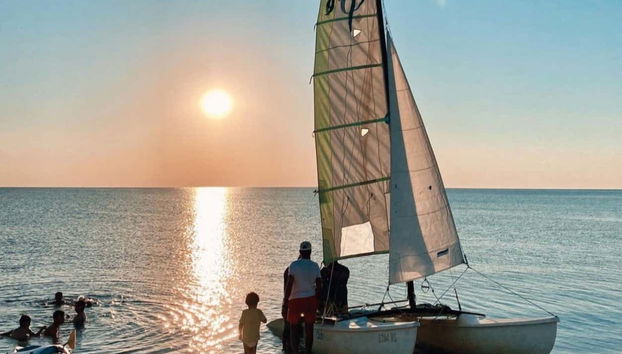 Contemplando el atardecer desde Sidi Jmour