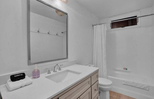 Lakefront Home, Hot Tub, Pool Access, Boats, Pets - Photo 56