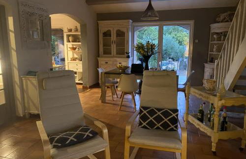 Villa Provençale climatisée près Aix en Provence Piscine securisée alarme - Foto 28