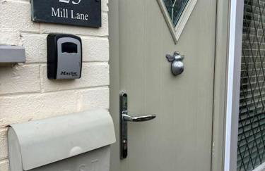 CosyCottage, Log Fire&Garden - Foto 8