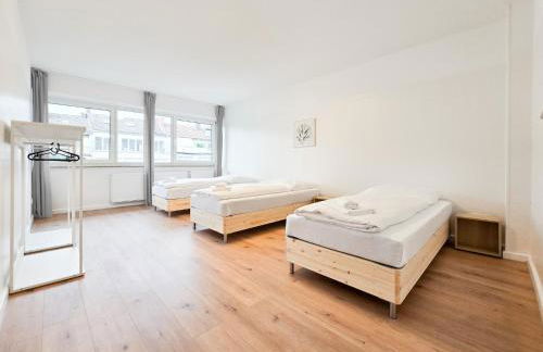 Tolstov Apartments - City Apartment with 5 Rooms - 15 Min Messe DUS & 10 Min Old Town DUS - Foto 6