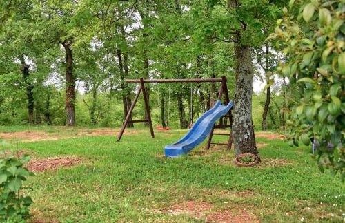 Apartment Susnjici 2 with Pool, Children Playground and Terrace - Photo 25