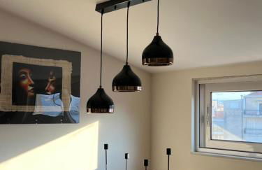 Demi DS, E1 - Photo 11