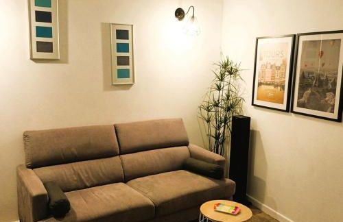 LE JOKER - T2 proche gare - Billard - Wifi - TV - Photo 12