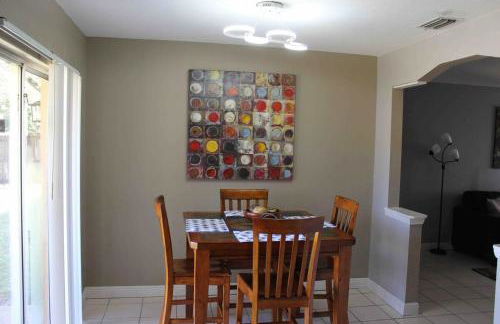 Charming Modern Valrico Getaway - Pets Welcome - Foto 33