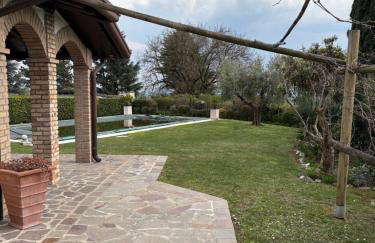 Casa Girasole - entire villa with pool - Foto 12