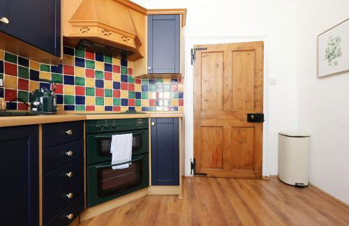 Spacious 3BR Flat in Cowbridge Centre - Foto 10