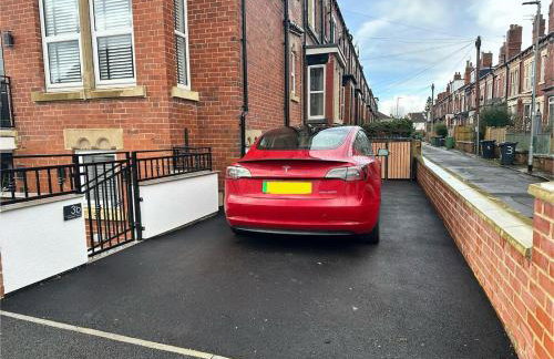 3b Roman View, Beautifully appointed, apartment with 2 en-suite bedrooms in great Roundhay location, Netflix, off street parking & EV charging - Foto 34