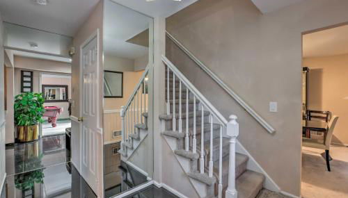 Jersey Home with Hot Tub and Private Pool! - Foto 5