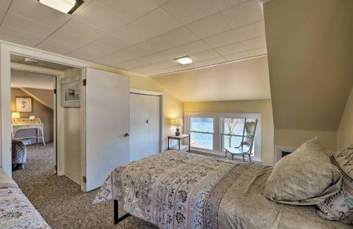 Picturesque Cottage with Sunroom on Ashmere Lake! - Foto 18