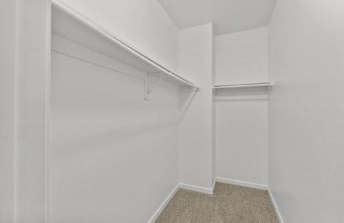 Luxury King Suite by the Lake - Entire Place - Foto 20