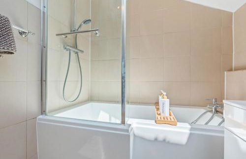 2 Bed House ,Close to Bromley South Station , Free Parking - Foto 5