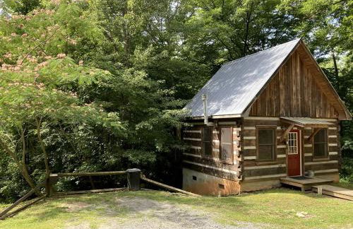 Beautiful Waterfront Cabin with Hot Tub near Winston-Salem, North Carolina - Foto 27