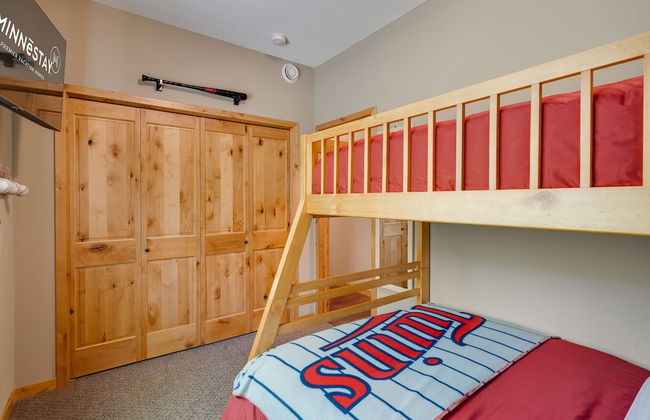 Moonlight Cove - Lakeside Lodge - Photo 13