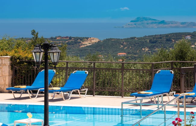 Family Friendly Villa Hermes With Private Pool - Photo 20