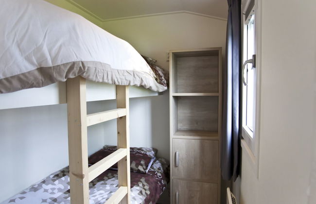 3 bedroom House in Nijkerk with swimming pool and terrace - Photo 10