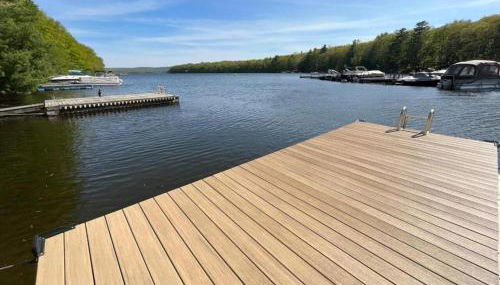 Lakefront Paradise near everything! - Foto 3