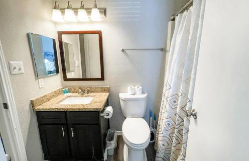 Perfect for Group with 2BR, 2BA and Pool - Foto 20