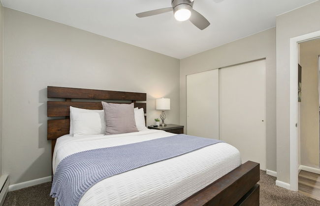 Lavender Suite Relaxed, Walkable Old Town Stay - Foto 2