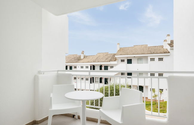 Hotel ILUNION Menorca - Photo 18