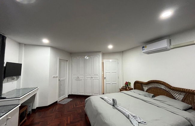 Chang Phueak Chao Samran Beach - Foto 13