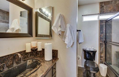 Spacious Apple Valley Home with Pool and Yard! - Foto 19