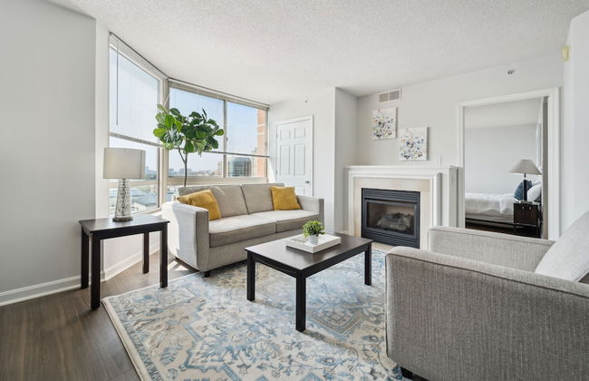 2BR Luxury City Suite With Gym & Pool - Foto 38