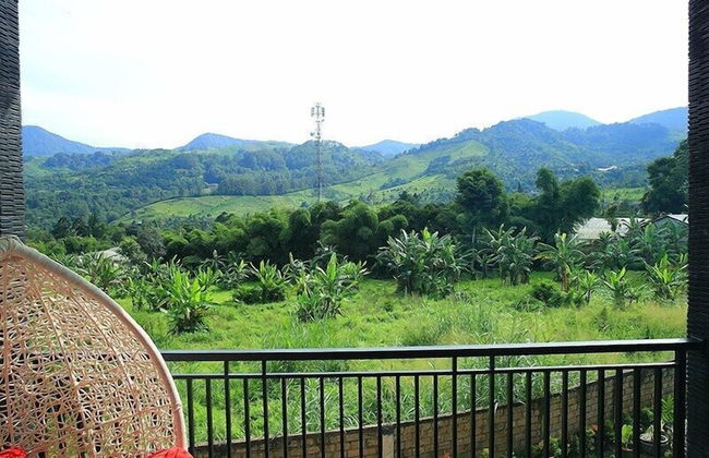 Avilla Resort Puncak - Foto 15