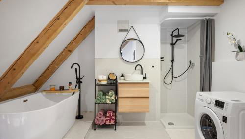 Karibu Nyumbani - Tolle Maisonette-Wohnung mit Arbeitsplatz und Balkon - Foto 4