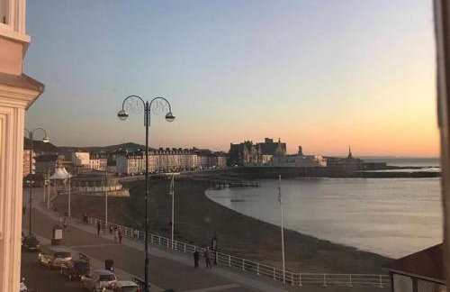 Luxury Sea View Apartment - One Bedroom - Foto 19