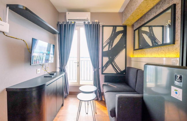 Modern Look 2BR at 28th Floor Podomoro Golf View Apartment - Photo 16