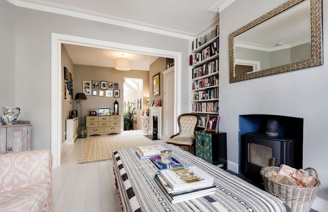 Spectacular Shepherds Bush Home Close to Westfield - Photo 32